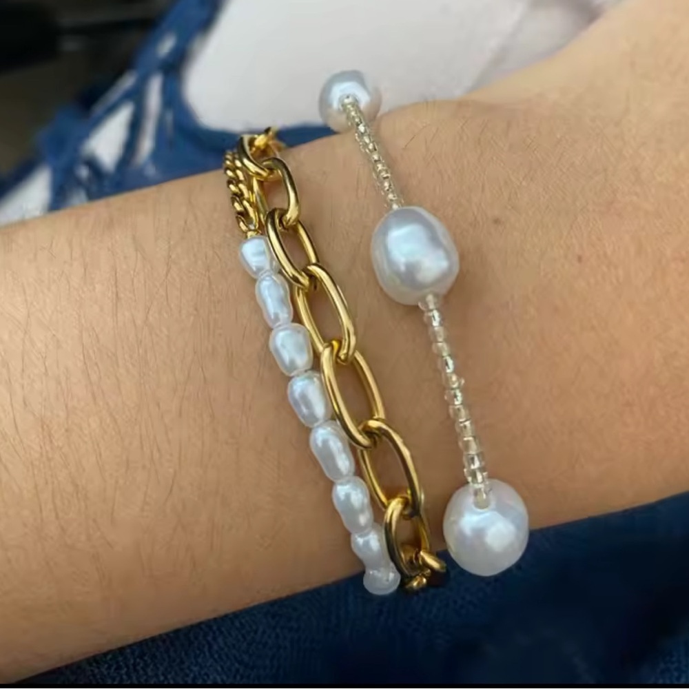 Vintage Pearl Gold bracelet Tarnish FREE 

Stainless Steel - Picture 8 of 10